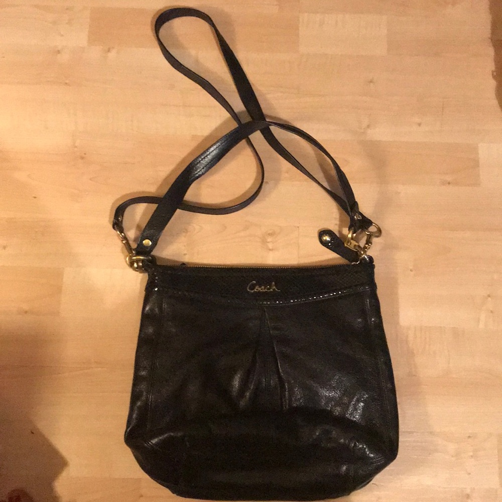 Coach purse - Picture 1 of 5